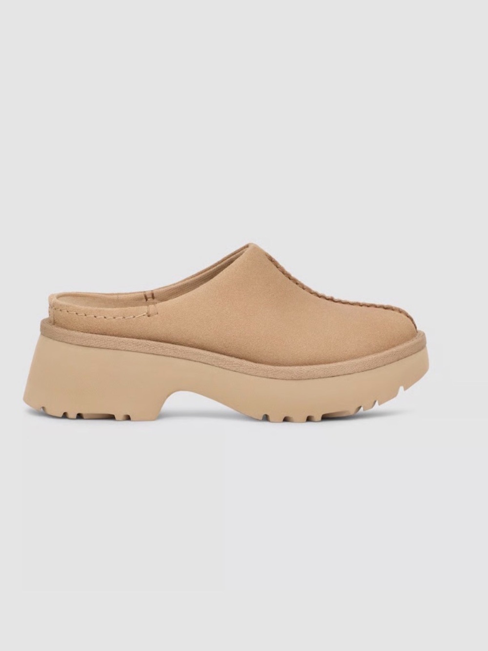 😍UGG! Women’s Tan Slip-On Platform Clog